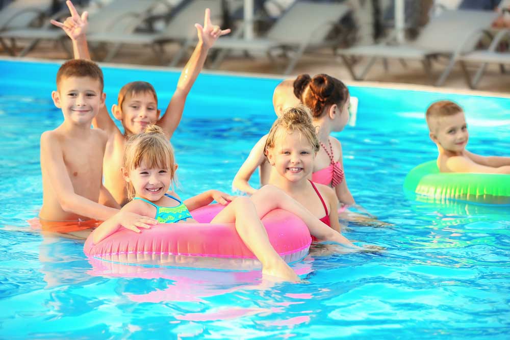summer kiddie pool party
